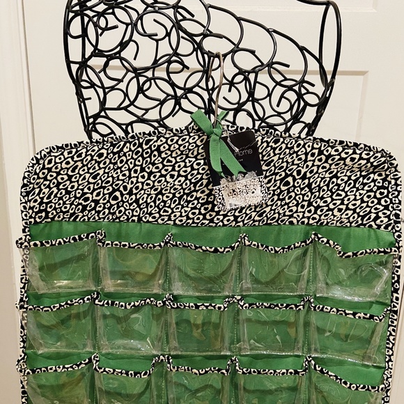 AP6-NWT-Hanging Animal Print Jewelry Organizer - Picture 3 of 5